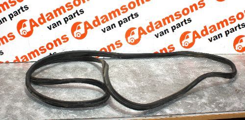 Volkswagen Crafter MK1 Front driver side rubber/weather proof seal