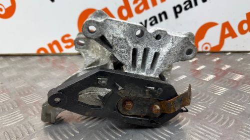 VAUXHALL VIVARO 1.5 MK3 ENGINE MOUNT RIGHT SIDE 2020-2023