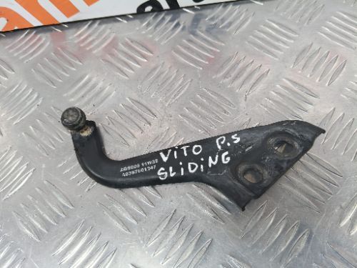 MERCEDES VITO W639 LEFT SLIDING DOOR TOP ROLLER 2010-2014