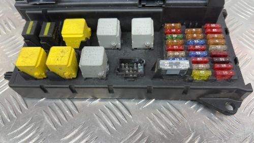 MERCEDES SPRINTER W906 2.1L FUSE / SAM UNIT 2010-2017