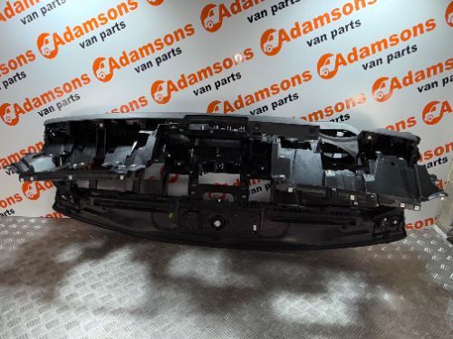 MERCEDES SPRINTER 314 2.1 W907 (18-24) Dashboard Bare