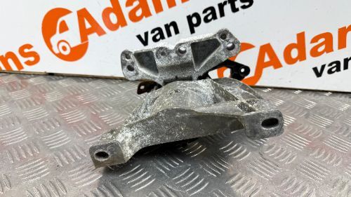 VAUXHALL VIVARO 1.5 MK3 ENGINE MOUNT RIGHT SIDE 2020-2023